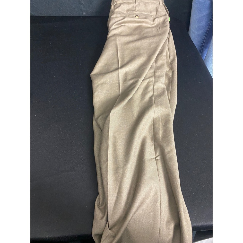 Crofts & Barrow Women's‎ Beige Straight Leg Dress Pants Size 38x30